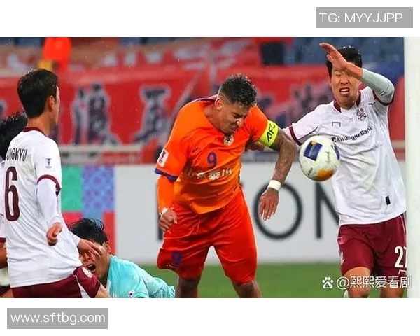 现役足球明星盘点及他们在赛场上的精彩表现与成就分析 现役足球明星盘点及他们在赛场上的精彩表现与成就分析